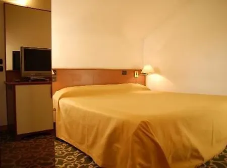Europa 4* Ossona