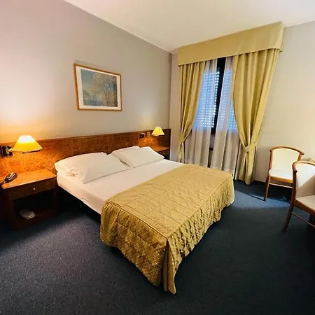 Motel Europa 4*
