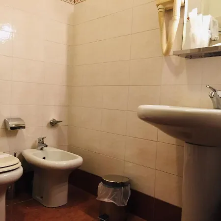 Europa Motel 4*